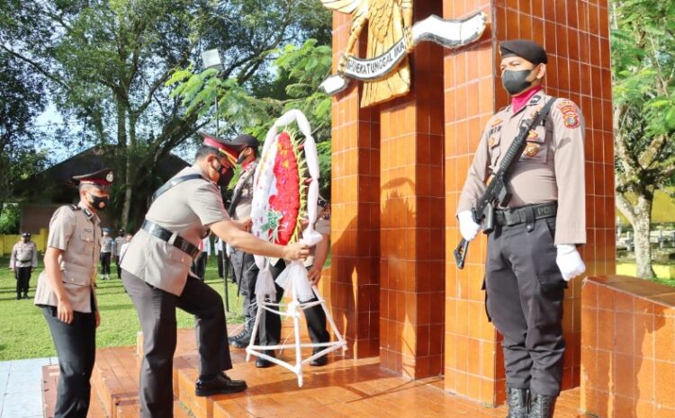 Polres Padangsidimpuan Ziarah dan Tabur Bunga di Makam Bahagia Peringati Hari Bhayangkara Ke-76