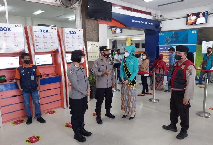  Tim Gabungan Gelar Operasi Yustisi di Stasiun KA