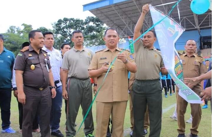 Bupati Labuhanbatu Bersama Dandim 0209/LB Hadiri Pembukaan Turnamen Sepak Bola Liga Santri