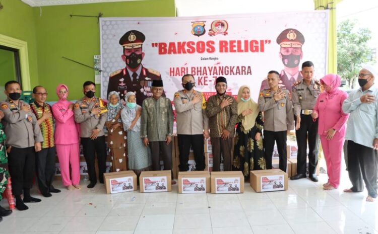 Polres Pelabuhan Belawan Gelar Bansos Religi dan Bedah Rumah Untuk Warga Kurang Mampu