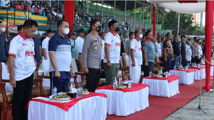  Kapolrestabes Medan Hadiri Pembukaan Kompetisi Sepak Bola Antar OPD di Stadion Teladan