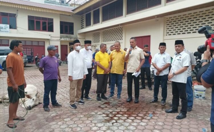 Kapolda, Wagubsu dan Wakapoldasu Kurban Lembu di PWI Sumut