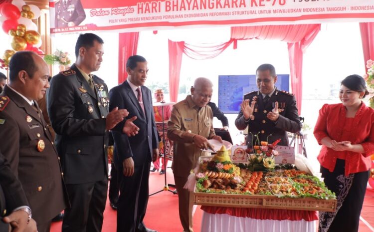 Bupati Asahan Ikuti Upacara Peringatan Hari Bhayangkara Ke-76 Secara Virtual