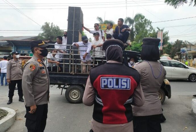 Polresta DS Kawal Unjuk Rasa DPP AMPK