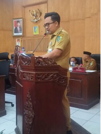 Bupati Batubara Serahkan Nota KUA dan PPAS RAPBD 2023