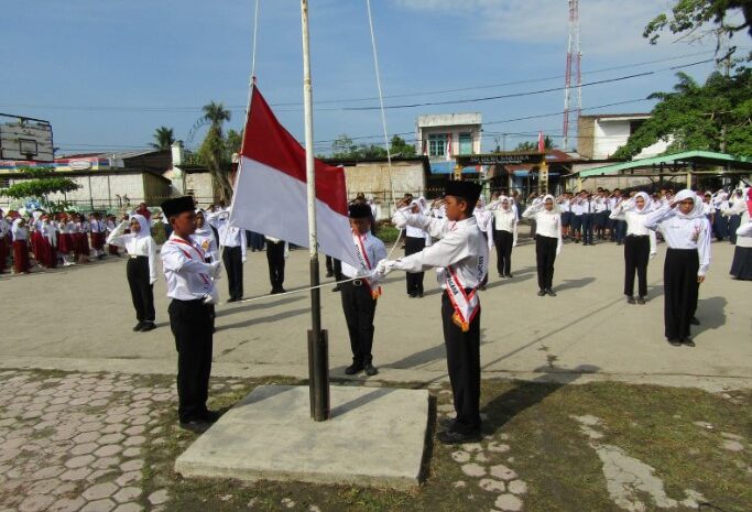  SMP Berdikari Tanjung Beringin Peringati Hari Kemerdekaan RI Ke-77