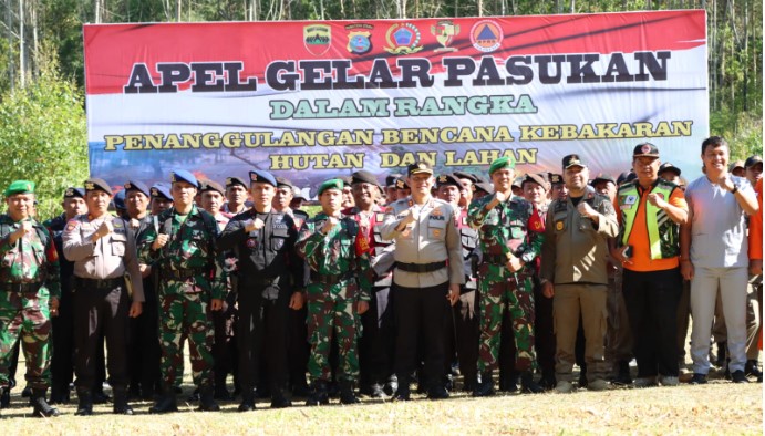 Kapolres Simalungun dan Dandim 0207/Simalungun Pimpin Apel Gelar Pasukan Penanggulangan Bencana Karhutla