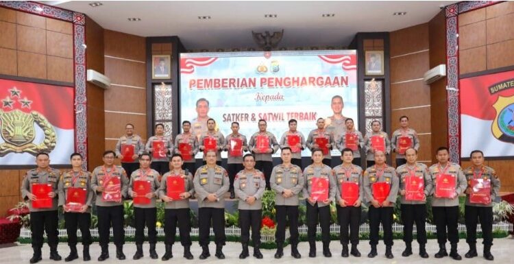 Kedua Kalinya, Kapolres Samosir Raih Reward Humas Teraktif dan Kreatif Link Berita Penilaian Website Divisi Humas Polri