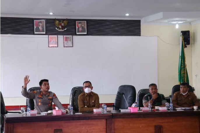 Kapolres Toba Hadiri Rapat Pengendalian Bencana Alam 