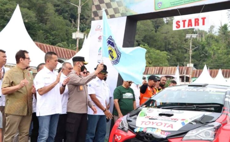 Wakapolda Sumut Lepas Peserta Danau Toba Rally 2022 di Parapat