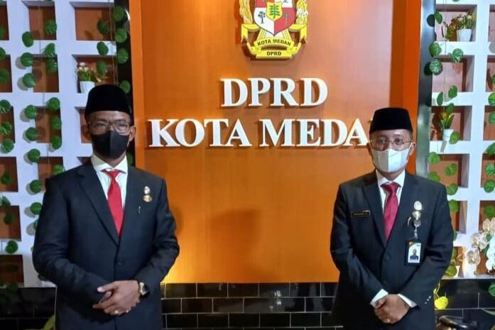 Jelang Peringatan HUT Ke-77 RI, Dirut PUD Pasar Simak Pidato Presiden RI dari DPRD Medan