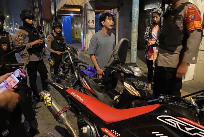  Samapta Poldasu dan Polrestabes Medan Gelar Patroli 3C, 3 Sepedamotor Diamankan