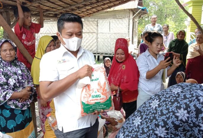  Kelangkaan Solar Sulitkan Nelayan, Kadin Batubara Salurkan Bantuan Sembako