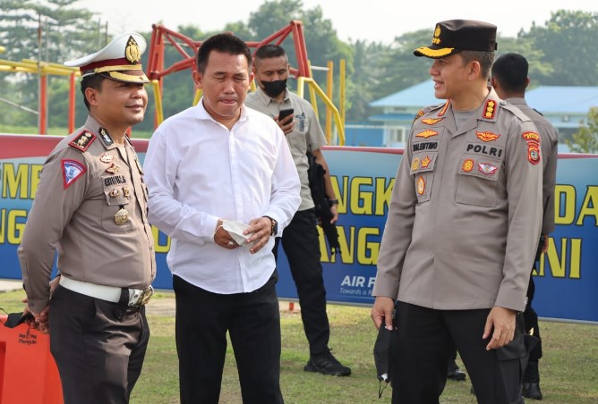  Kapolrestabes Medan Hadiri Gelar Pasukan Kesiapan Penangggulangan Karhutla