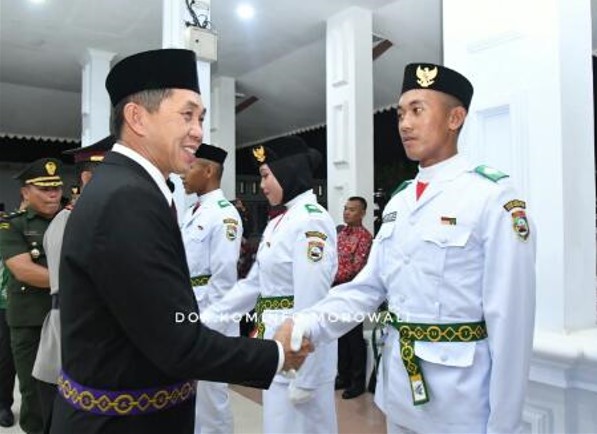 Bupati Morowali Kukuhkan Paskibraka Tahun 2022