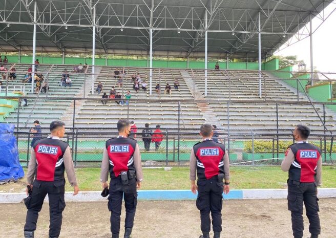 Polrestabes Medan Kawal Pertandingan Sepak Bola di Stadion Teladan, Karo United Tekuk Perserang Dengan Skor 3 – 0