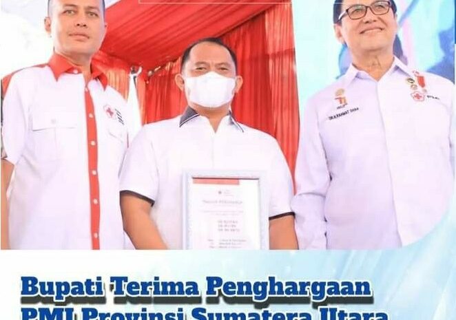 Bupati Labuhanbatu Terima Penghargaan di Hari Peringatan HUT PMI Ke-77