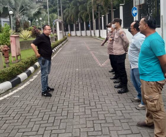  Polrestabes Medan Amankan Rapat Paripurna DPRD