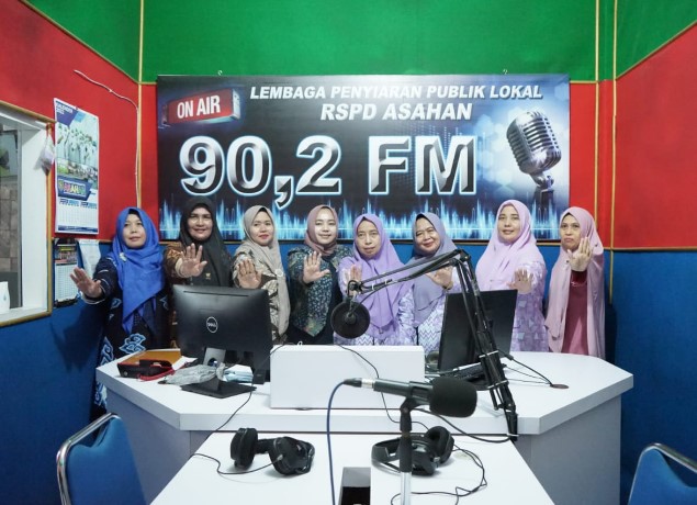  Talk Show di LPPL RSPD, Ketua TP PKK Asahan Ajak Jaga Kekompakan Pertahankan Prestasi