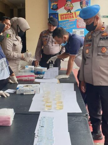  Samapta Polrestabes Medan Tes Urine Dadakan, 35 Personel Negatif Narkoba