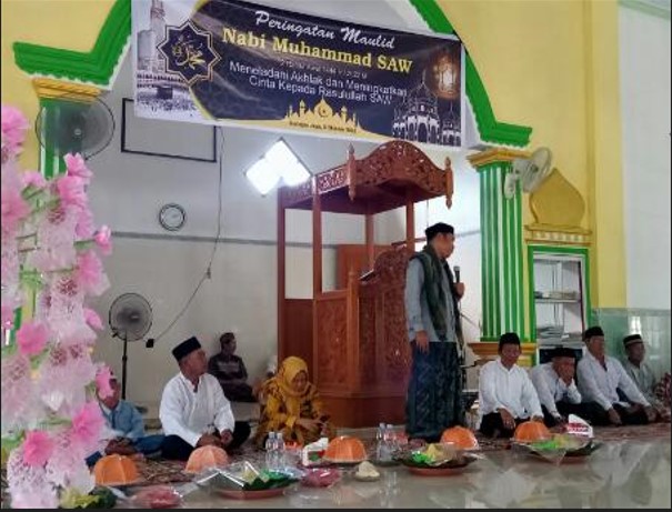  Wakil Bupati Morowali Sampaikan Ceramah Agama di Peringatan Maulid Nabi Muhammad SAW Masjid Nurul Iman Desa Beringin Jaya