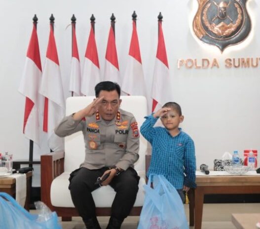  Lepas Dari Maut, Al Faqih Bocah 4 Tahun Gembira Bertemu Kapolda Sumut