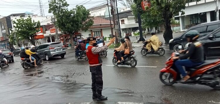 Awali Tugas Rutin, Sat Samapta Polrestabes Medan Laksanakan Commander Wish di Pagi Hari