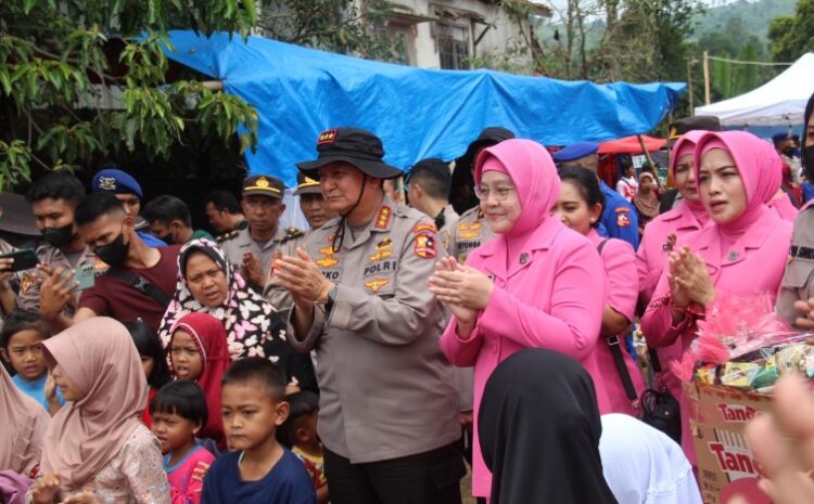 Kalemdiklat Polri Tinjau Posko Kampus Polri Peduli Korban Gempa Cianjur