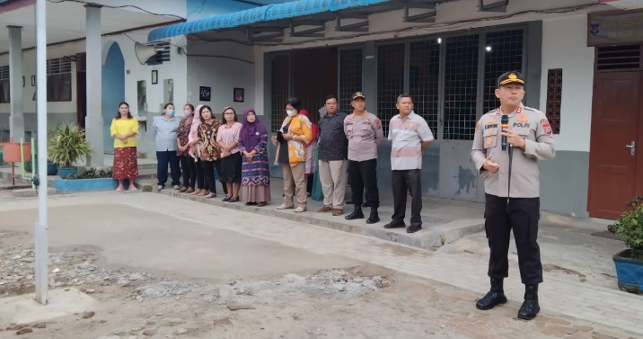 Kunjungi SMKN 1 Siantar, Kapolres Simalungun: Jauhi Narkoba dan Bijak Bermedsos