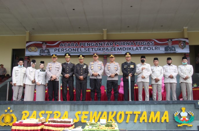  Wisuda Purnawira Personel Setukpa Lemdiklat Polri Tahun 2022