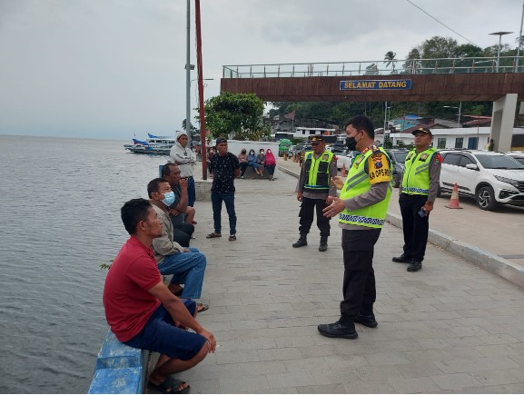  Jelang Tahun Baru 2023, Kapolres Simalungun Cek Pelabuhan Penyeberangan Tiga Ras