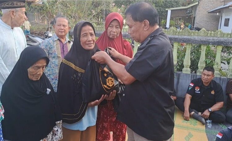 Silaturahmi Akhir Tahun, Pendawa Batubara Salurkan 90 Paket Sembako Bantuan Kabareskrim Untuk Para Jompo dan Anak Yatim