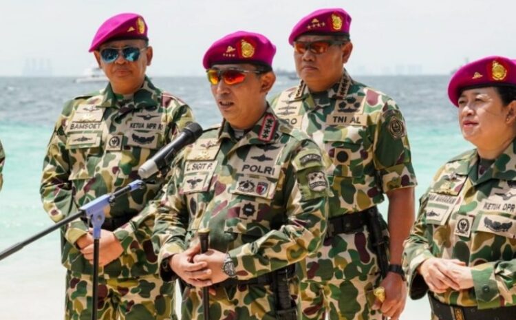 Kapolri Disematkan Jadi Warga Kehormatan Marinir, Sinergitas TNI-Polri Makin Kokoh