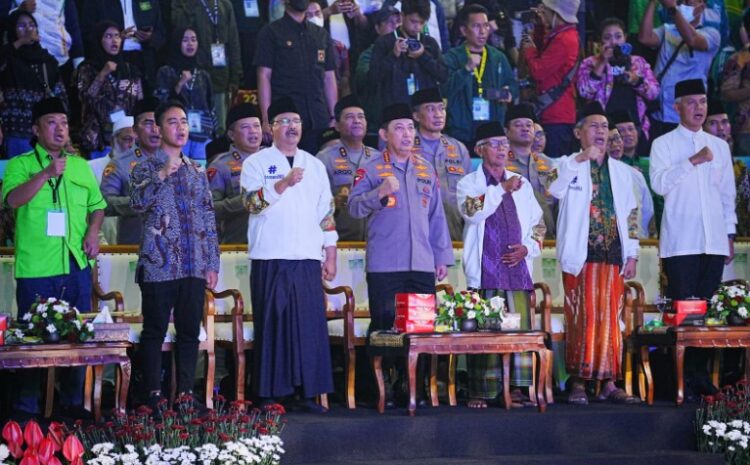 Kapolri Gelorakan Semangat Persatuan-Kesatuan Saat Tutup Porseni NU