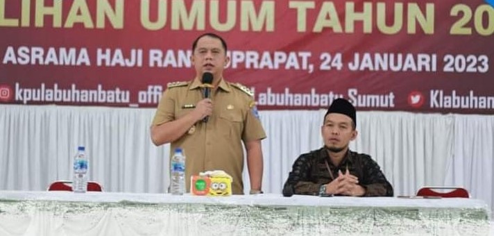 Bupati Labuhanbatu Hadiri Pelantikan 294 Petugas PPS