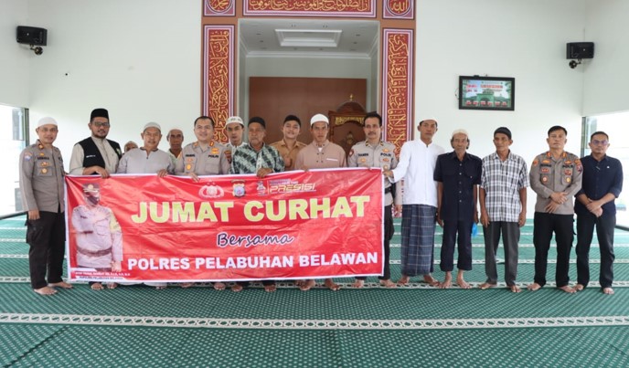 Polres Pelabuhan Belawan Gelar Jum’at Curhat di Masjid Nurul Hidayah Sicanang