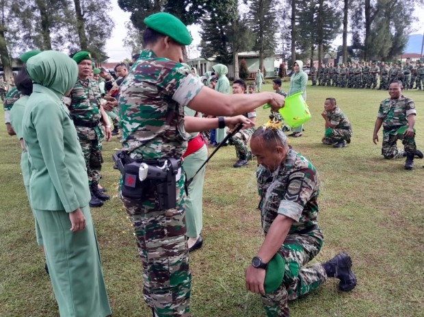  Dandim Lepas Anggota Purna Tugas Sekaligus Sambut 29 Personil Kodim 0205/TK