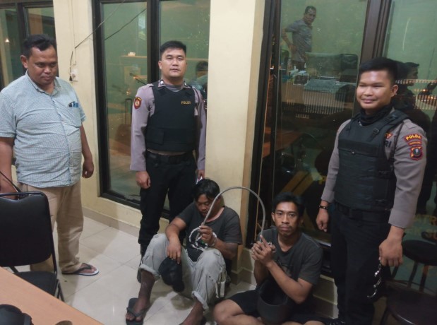  Tim Patroli Presisi Sat Samapta Polrestabes Medan Ringkus Pencuri Besi Tiang PLN