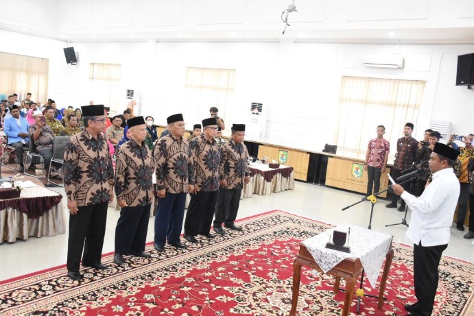 Bupati Lantik Pengurus BAZNAS Sergai Periode 2022-2027