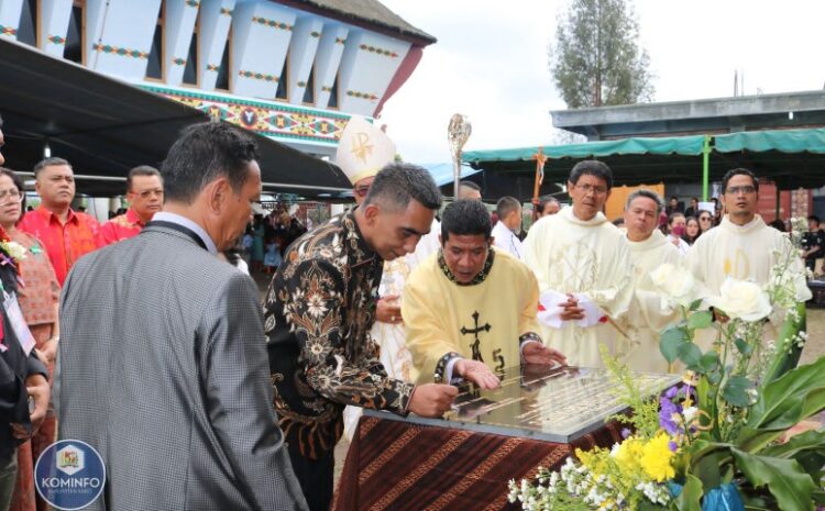 Wakil Bupati Karo Hadiri Peresmian Gereja Katolik Stasi Berastepu