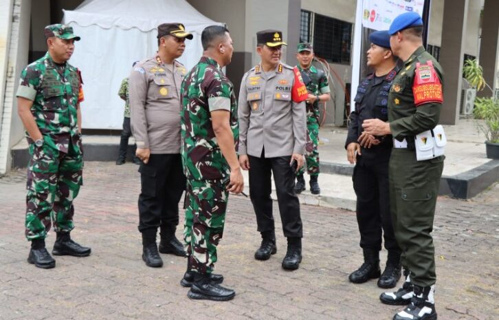  Kapolrestabes Medan Pantau Pengamanan Konser Musik di Sela Kunker Presiden RI