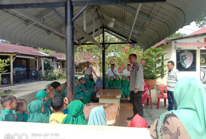 Polisi Sahabat Anak, Polsek Labuhan Ruku Dikunjungi Siswa/i Paud Permata Hati Jaya