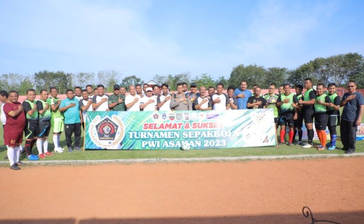  Pemkab Asahan FC vs Wartawan FC, Awali Turnamen Old Crack PWI Asahan