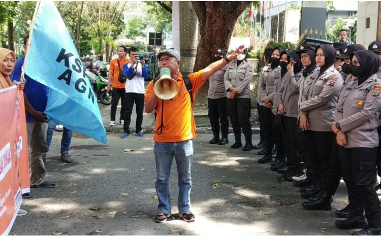 Polrestabes Medan Kawal Aksi Demo Partai Buruh di DPRD Sumut