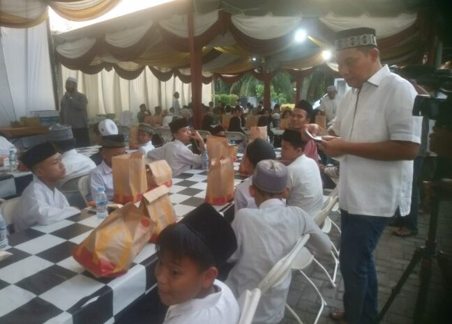 OMJAKISS & IKMT Buka Puasa Bersama & Santuni Ratusan Anak Yatim