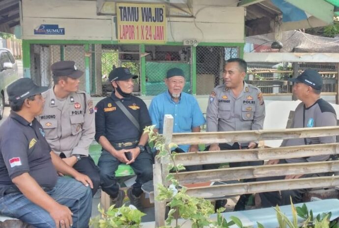  Kasat Binmas Polrestabes Medan Tinjau Poskamling di Komplek Wartawan