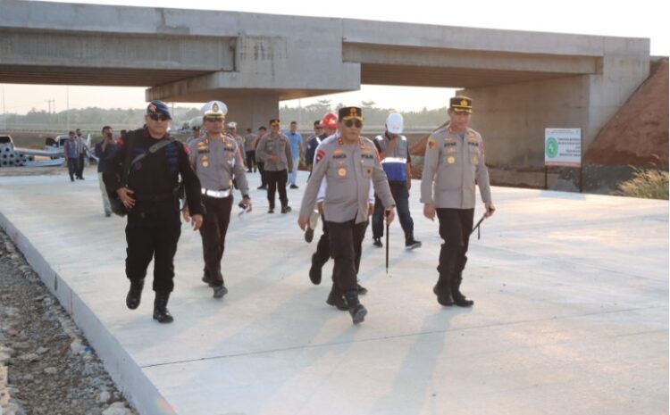 Kendalikan Arus Mudik dan Arus Balik Idul Fitri, Kapolda Sumut Cek Kesiapan Jalan Tol Tebing Tingi – Indrapura