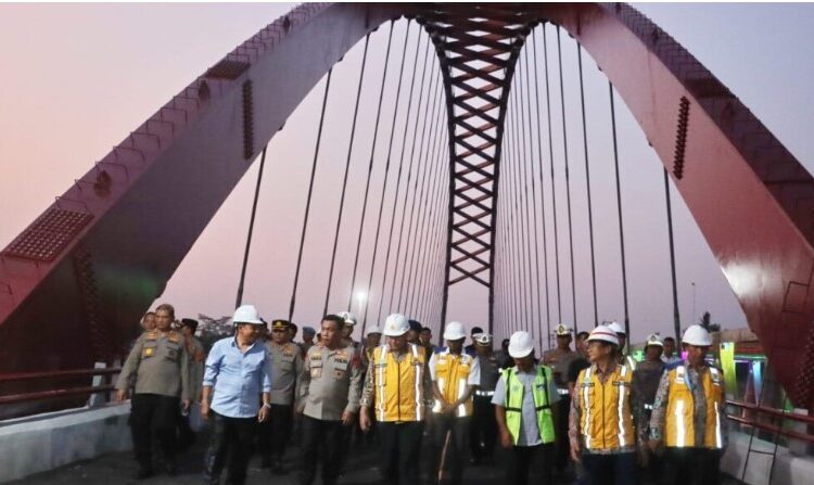 Kapolda Sumut Pastikan Jembatan Wampu di Perbatasan Sumut-Aceh Siap Digunakan Jelang Mudik Lebaran