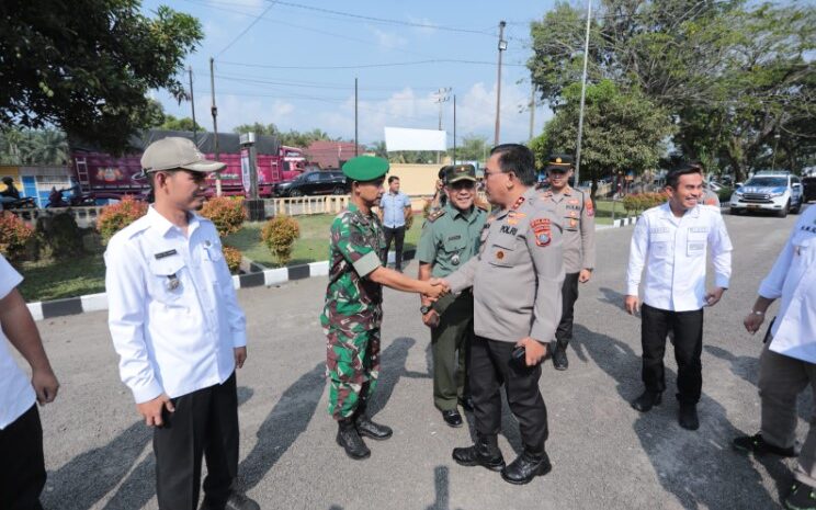  Kapolda Sumut Dorong Pemda Siap Hadapi Arus Mudik di Perbatasan Sumut-Riau