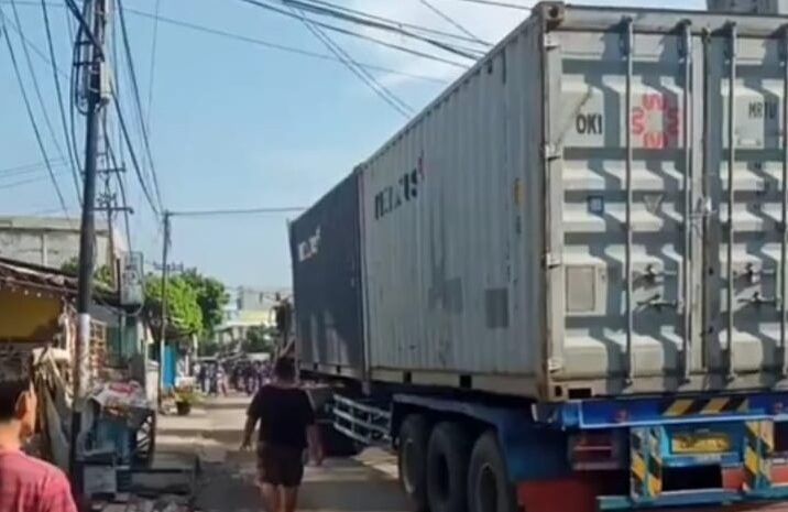  Warga Rantau Prapat Resah, Mobar Truk Roda 14 dan 10 Bebas Masuk Inti Kota, Pemerintah Diminta Bentuk Perda dan Sanksi Pengusahanya